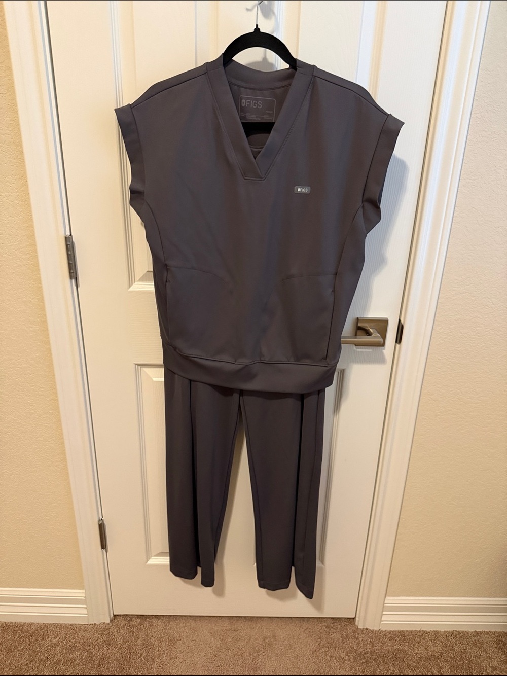 Figs Women's Formax High Waisted Salina Scrub Pants and Mira Top in Charcoal